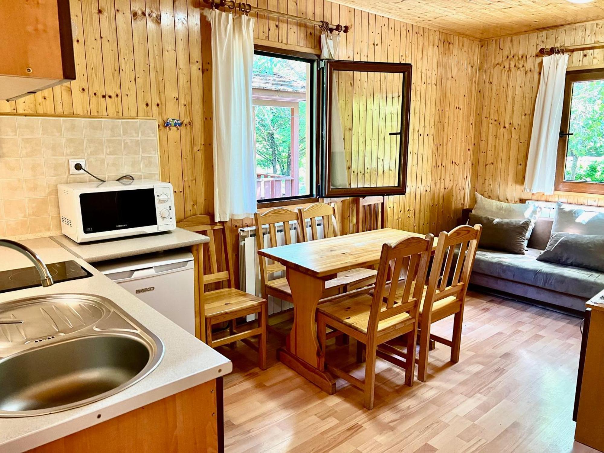Camping Valle De เอโช ภายนอก รูปภาพ