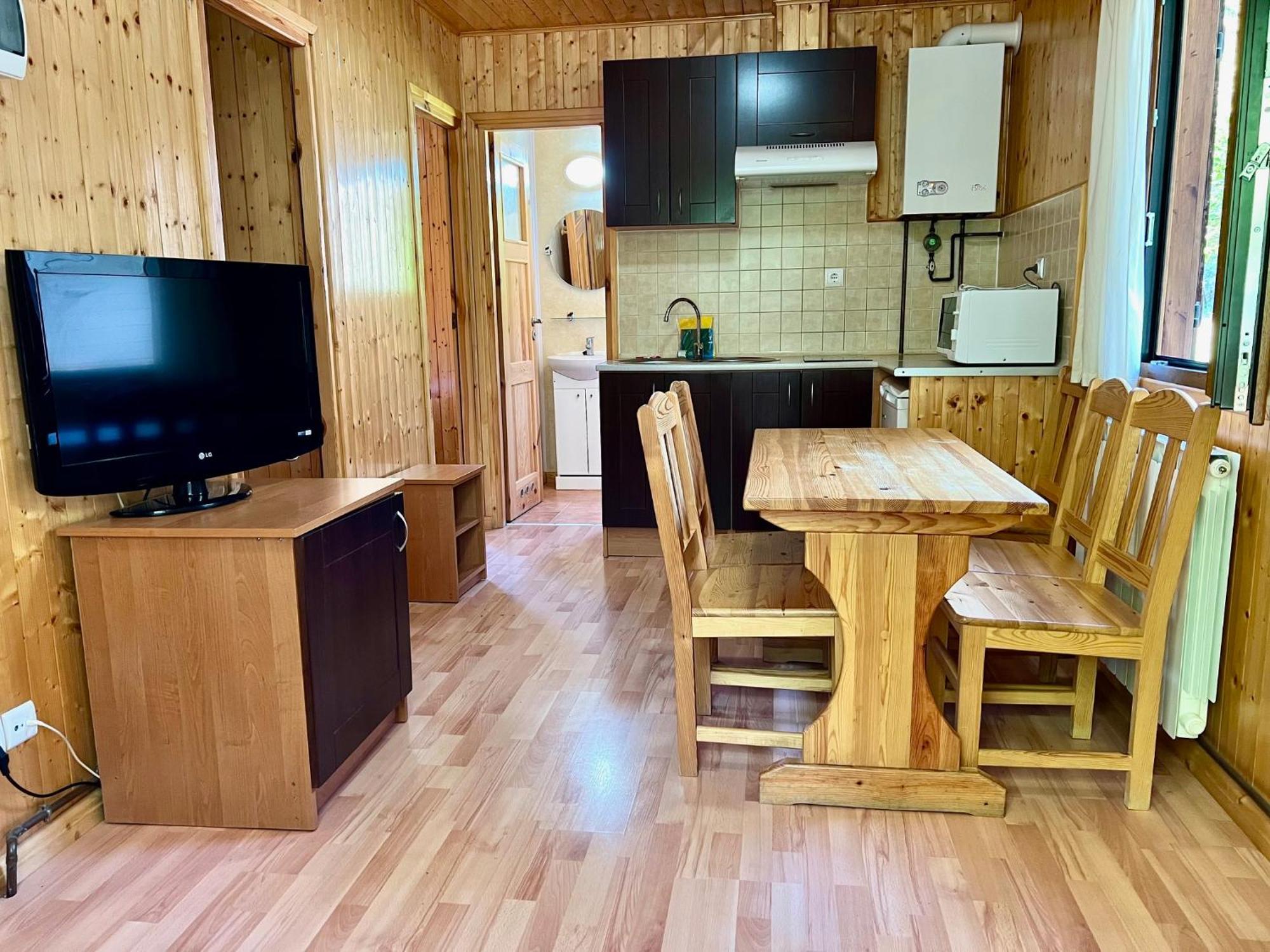Camping Valle De เอโช ภายนอก รูปภาพ
